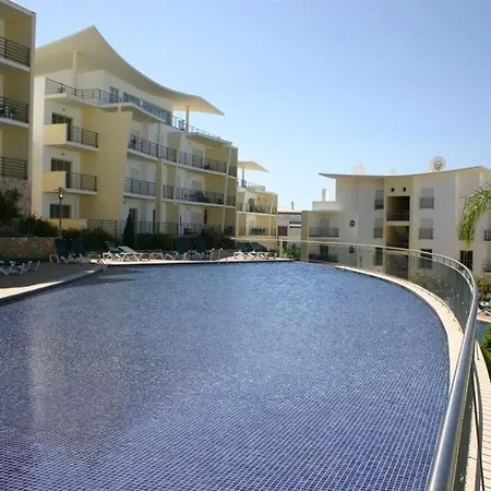 Encosta Da Orada By Garvetur 阿尔布费拉